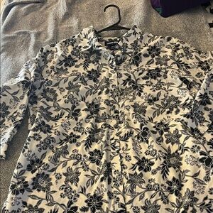 Lands' End Women’s Black and White Floral button down blouse.